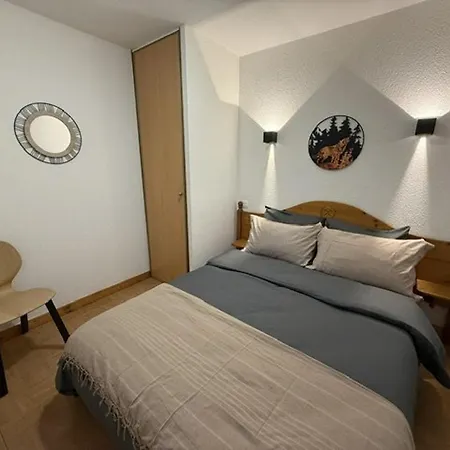 3 Pièces à - 6 Pers. Avec Balcon, Parking Et Piscine - Fr-1-603-132